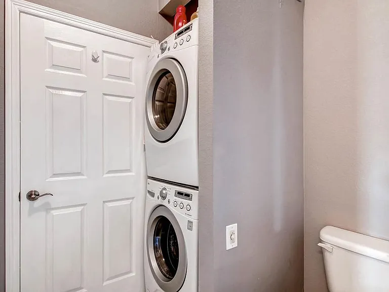7222 S Blackhawk St #1 — Photo 11