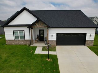 1604 Hillshire Dr, Urbana, IL 61802