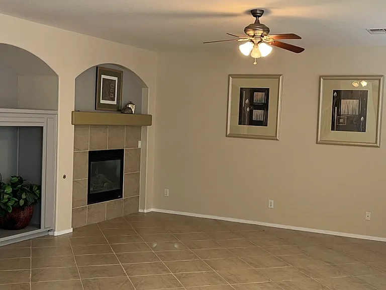 6281 Whispering Creek St — Photo 45