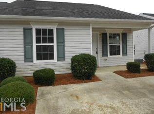 1716 Summerwoods Ln, Griffin, GA 30224