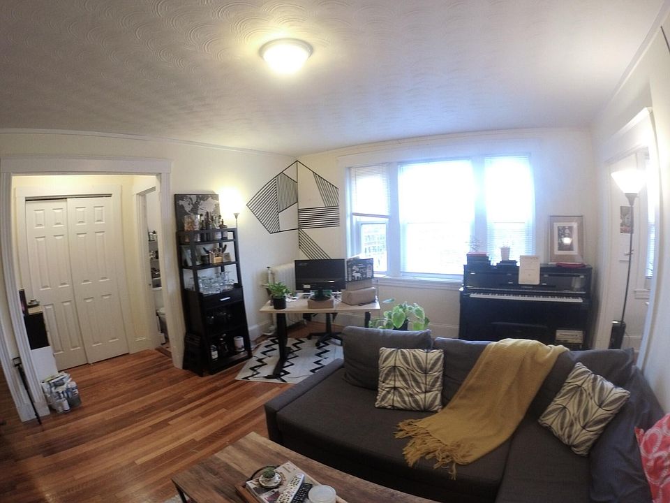 1st image of 1615 Commonwealth Ave #15C