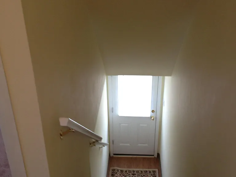 712 S Franklin St #B — Photo 11