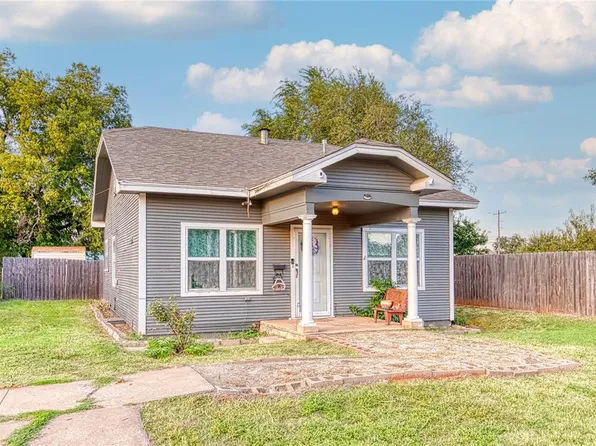 1011 W 5th St, Elk City, OK 73644