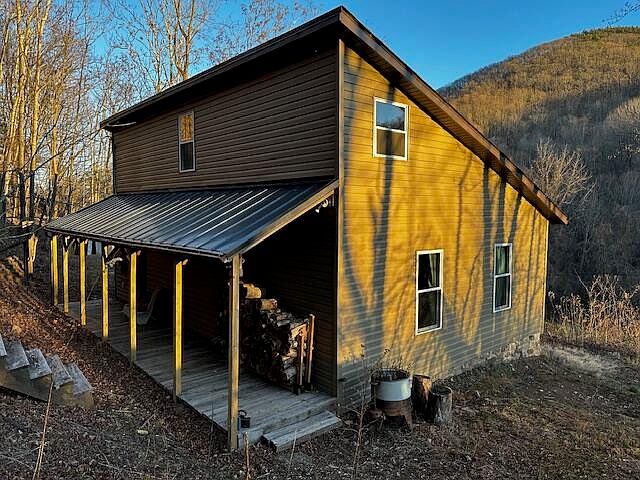 1st image of 22877 Cumberland Gap Rd
