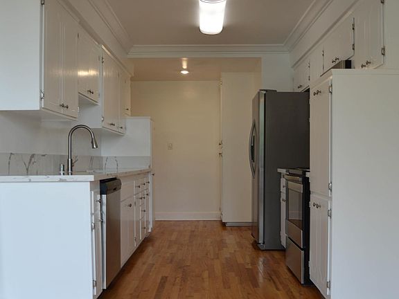 5th image of 616 N Flores St APT 303