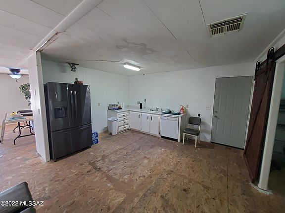 5th image of 4902 N Alicia Ave