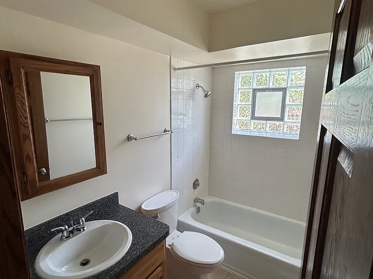 17350 Ridgeland Ave #3S — Photo 5
