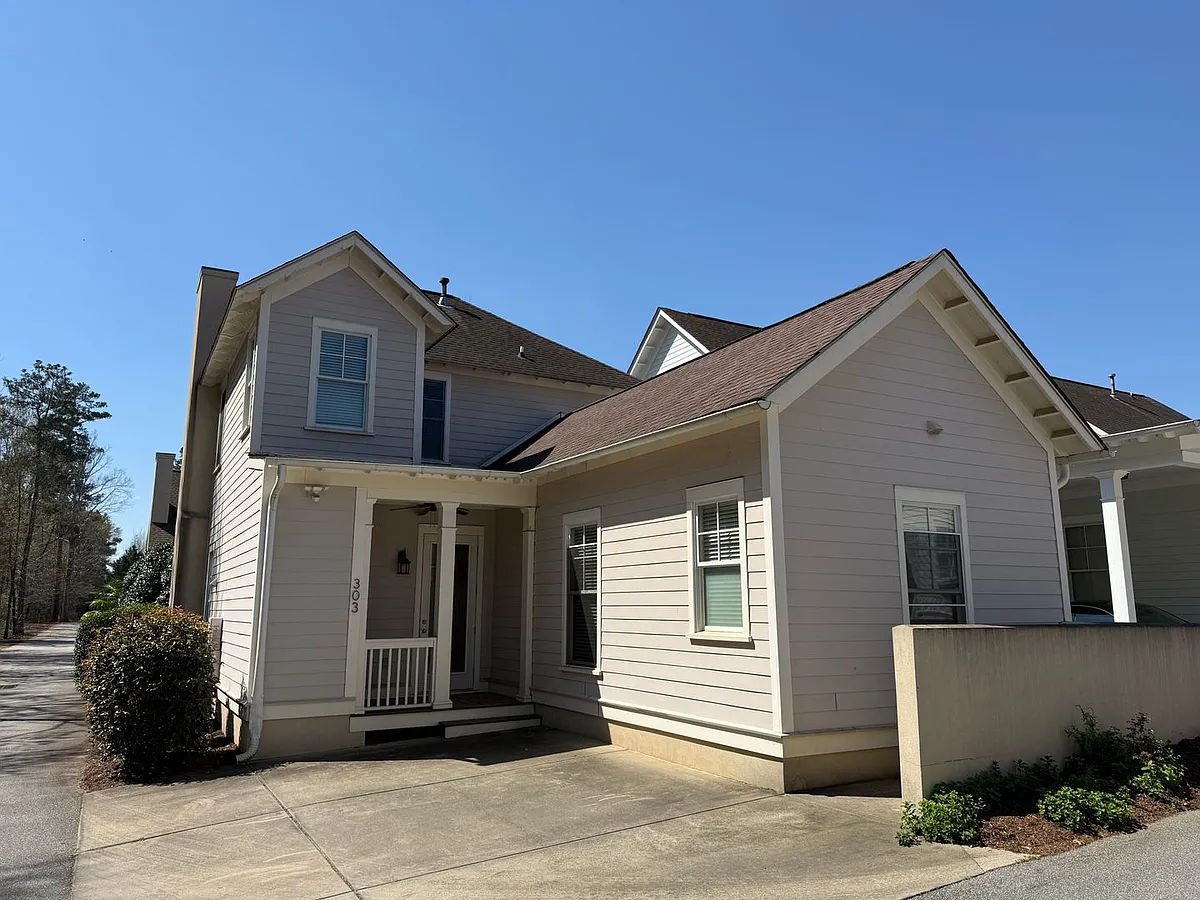 Building Photo - 303 Newport Hill Ln
