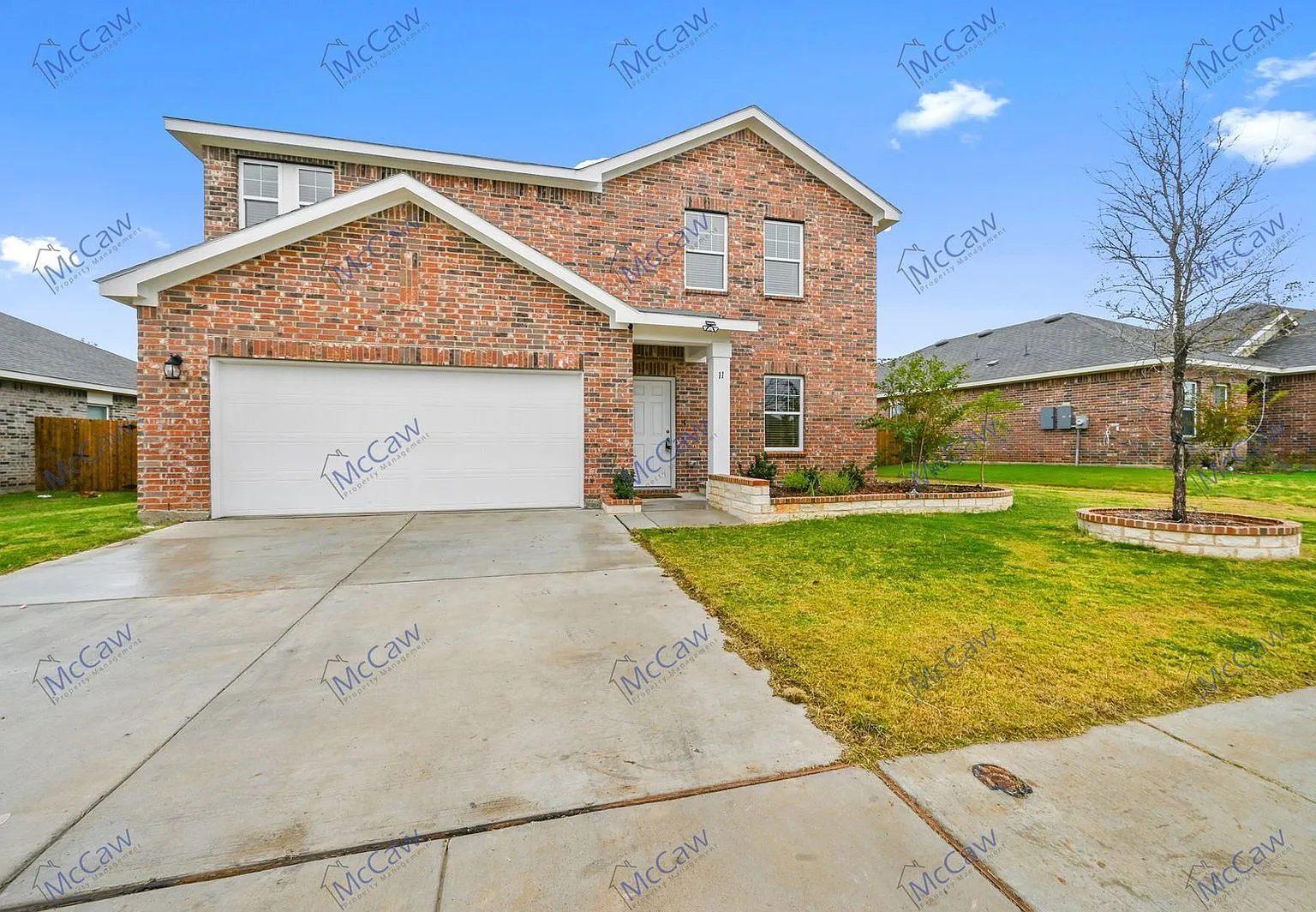 4 bed, 2.5 bath, 2095 sqft, $2,350 — Photo 2