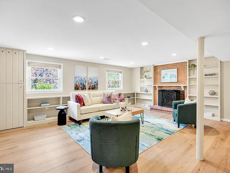 7515 Cayuga Ave — Photo 12