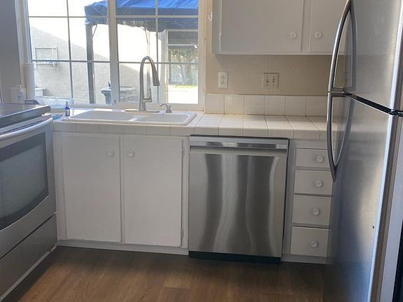 4th image of 574 Palmetto Dr