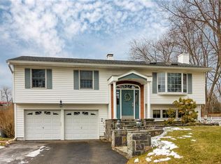3469 Flanders Dr, Yorktown Heights, NY 10598