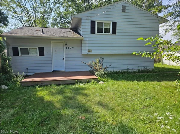 5536 Pleasant Ave, North Ridgeville, OH 44039