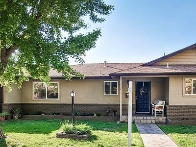2725 Warwick Ln, Modesto, CA, 95350