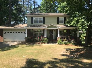 818 Forest Ridge Dr SE, Marietta, GA 30067