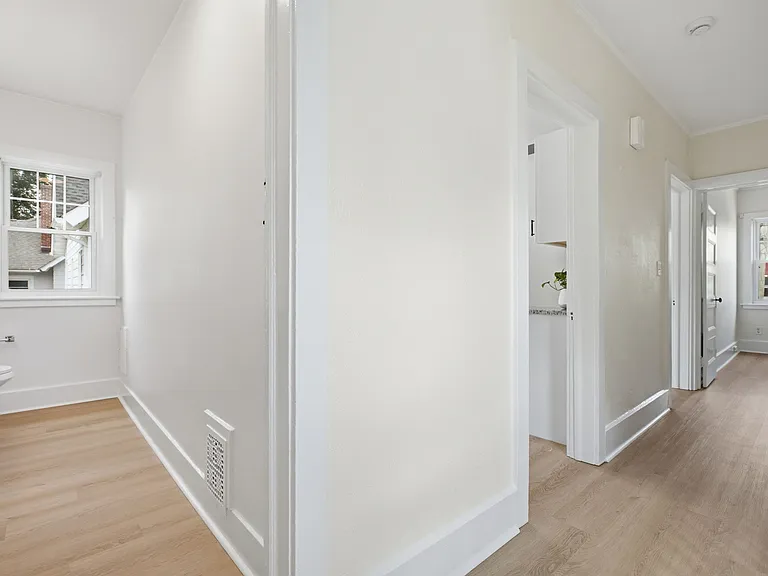 84 Sherwood Pl #2 — Photo 7