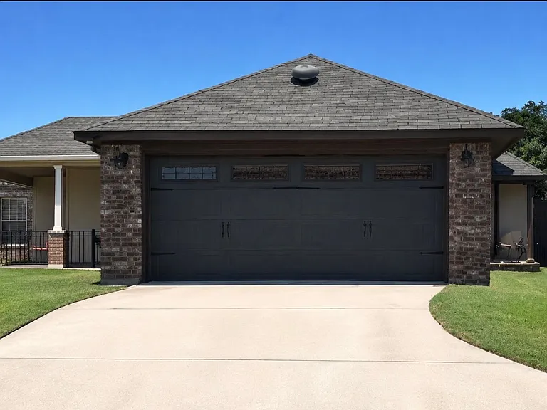 203 Martha George Hall Dr — Photo 5