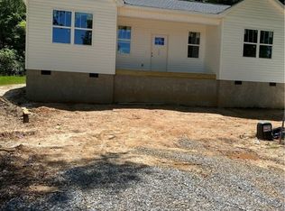 303 Saluda St, Belton, SC 29627