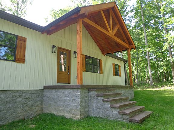 4th image of 700 Hillcrest Rd