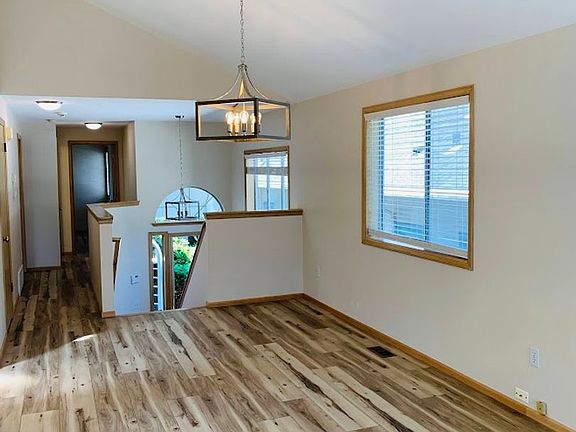 5th image of 5316 8th Ave NE
