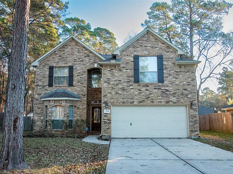 3318 Shadowcrest Ct — Photo 1