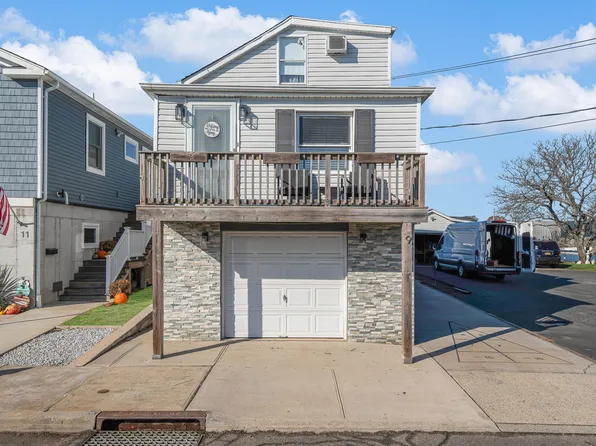 9 8th Avenue, East Rockaway, NY 11518