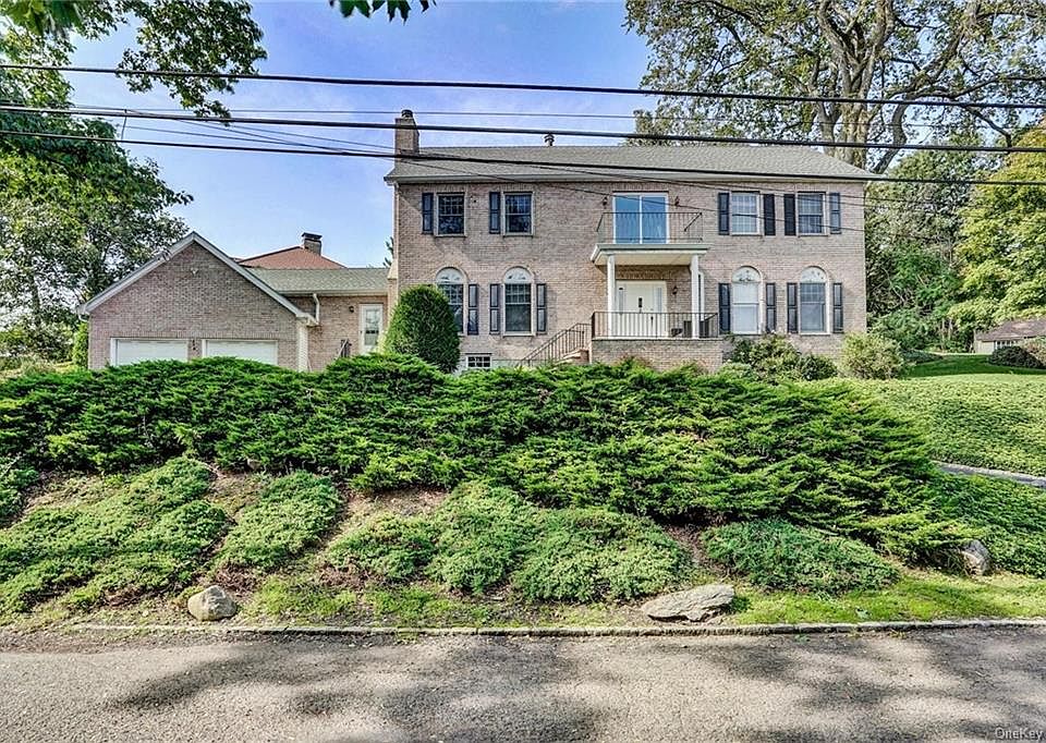 4 Old Rd E Elmsford Ny 10523 Mls H6101689 Zillow