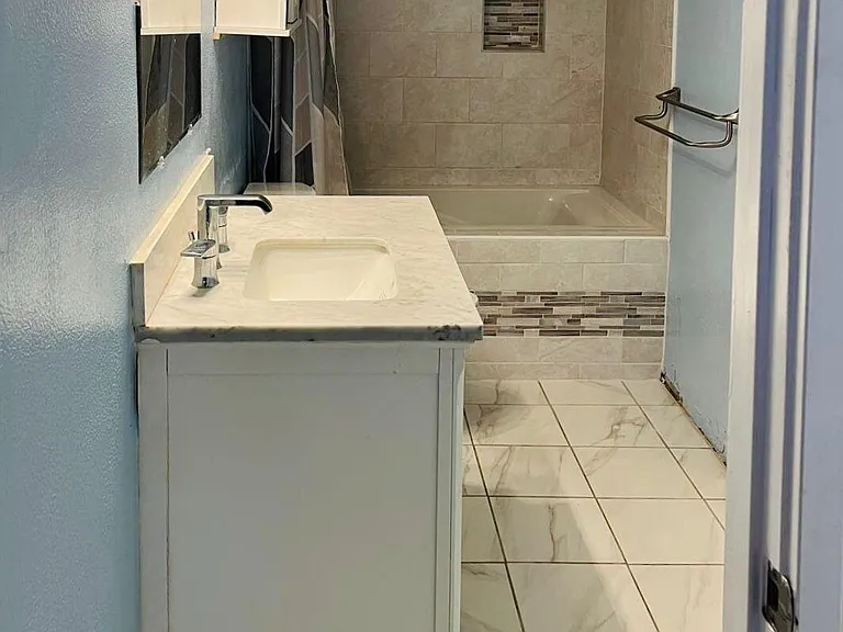 11329 W Duluth Ave — Photo 23