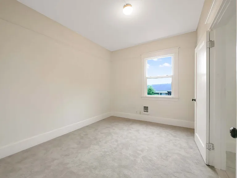 3615 Colby Ave — Photo 13
