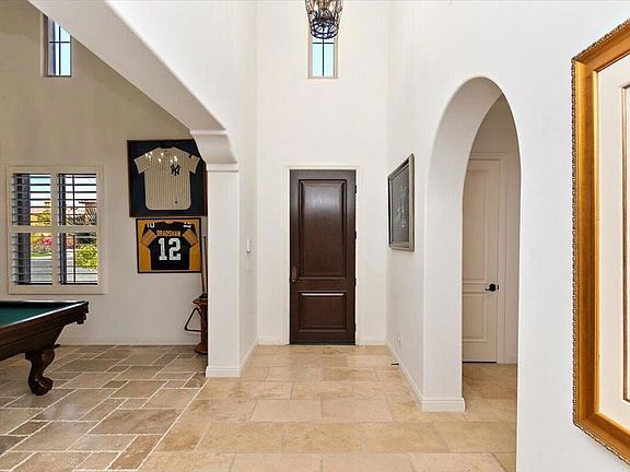 4th image of 57685 Rosewood Ct