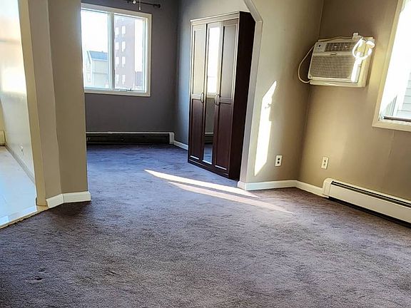 5th image of 6651 Pleasantview St #2