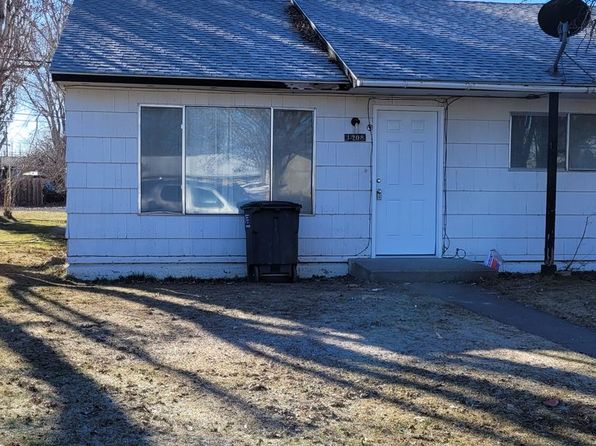 1208-1210 Vandenberg Ave