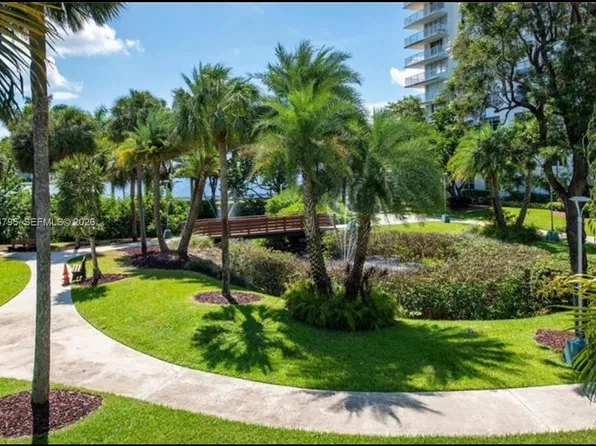 2801 NE 183rd St APT 308W, Aventura, FL 33160