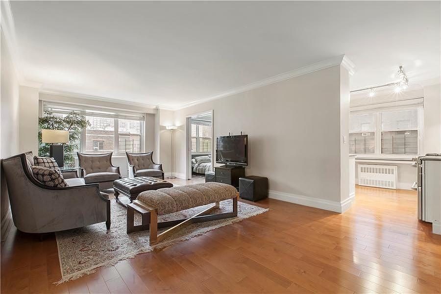 1st image of 400 E 54th St APT 6C