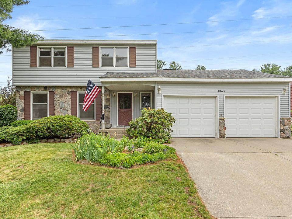 1st image of 1365 Marwood Dr SE