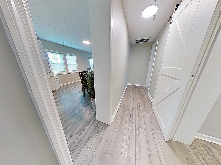 445 Ames St #A — Photo 6