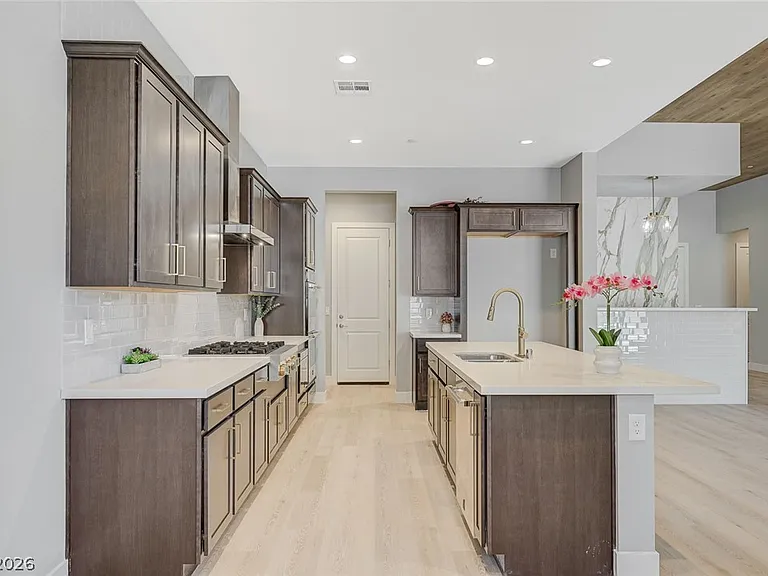 131 Robledo St — Photo 26