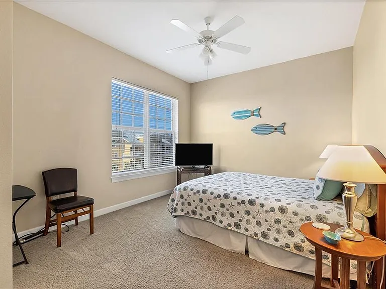 8561 Amberjack Cir #301 — Photo 19