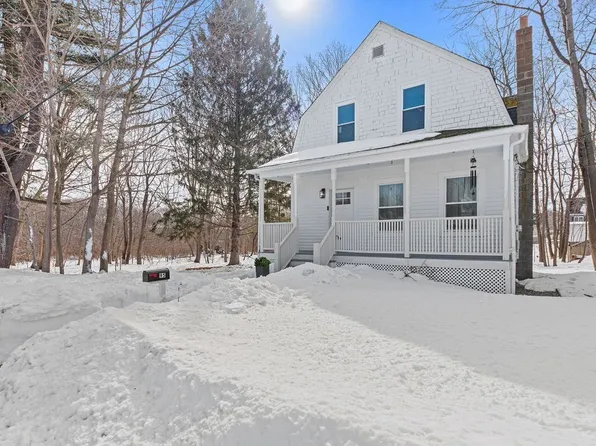 95 Mulberry St, Attleboro, MA 02703