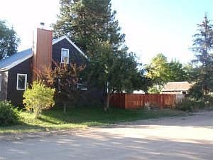 1st image of 201 Ponderosa Ave W