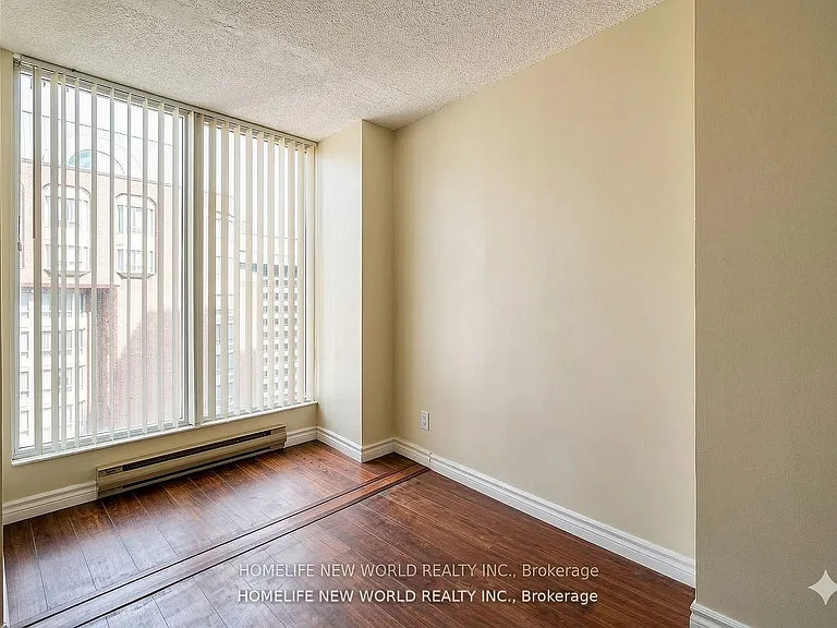 55 Centre Ave #2402 — Photo 7