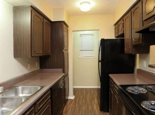 6112 Sparrow Wood Ln APT 233, Fort Worth, TX 76112