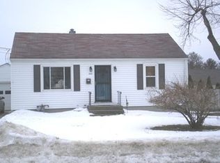422 W Clark St, Princeton, IL 61356