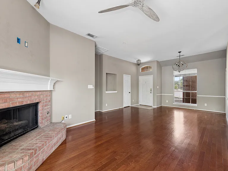 1808 Melton Dr — Photo 6