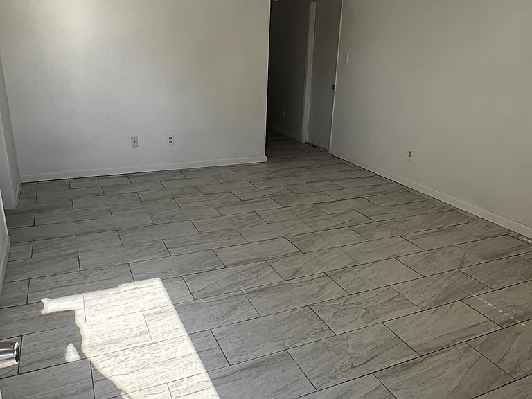 3100 Edmonton St — Photo 3