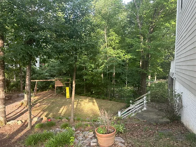 2 bed, 1750 sqft, $1,900 — Photo 4