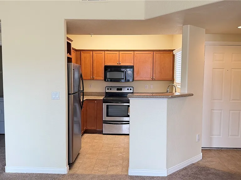 4400 S Jones Blvd #2129 — Photo 15
