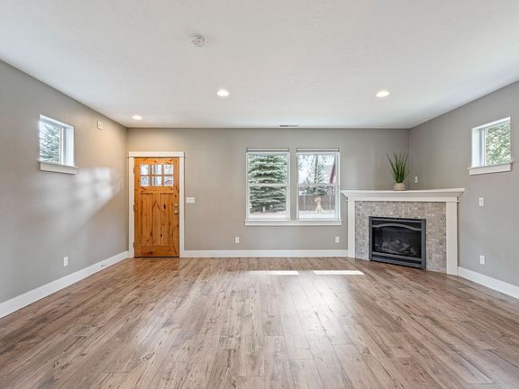 4th image of 952 Timber Pine Dr