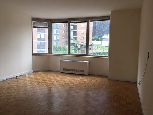 Rented by Owner | media 42