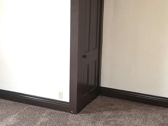 3rd image of 315 6th Ave E APT 9